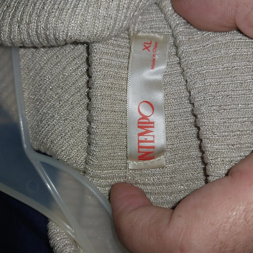 Intempo Off Shoulder Sweater - Picture 2 of 4